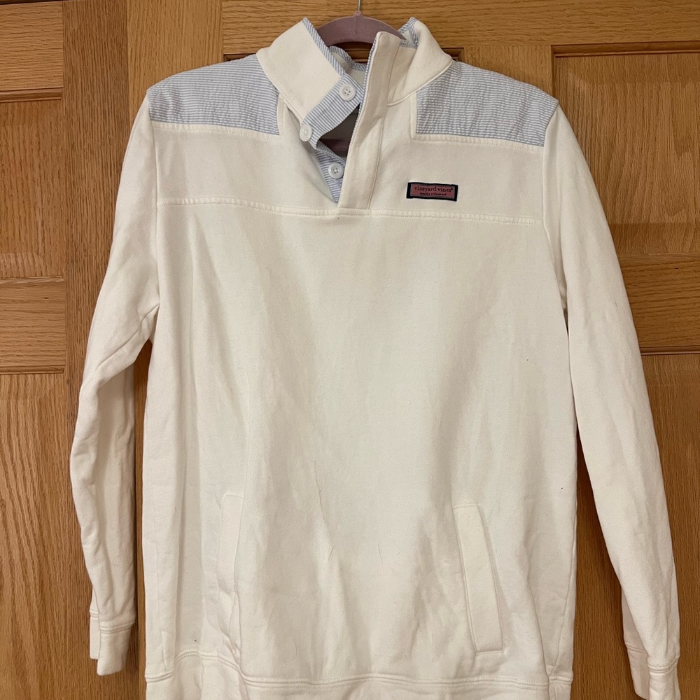 Vineyard Vines Cream and Blue Pullover